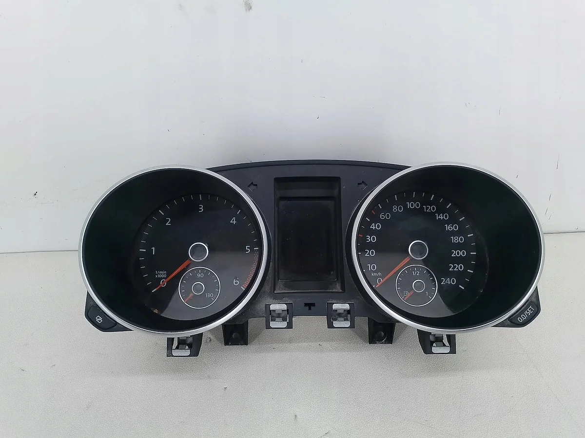 Tachometer VW Golf VI 1.6 TDI 5K0920870E