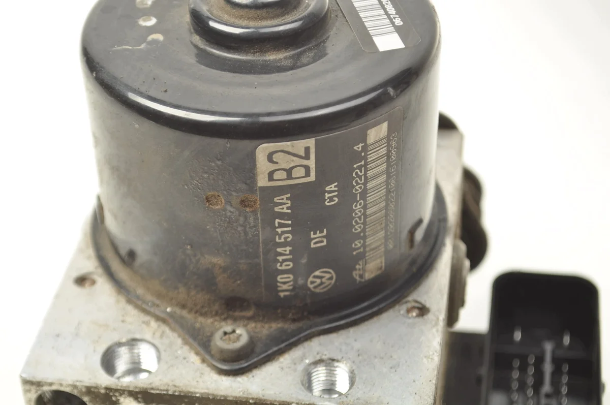 ABS Pumpe VW Jetta Golf V 2.0 TDI 1K0614517AA image 3