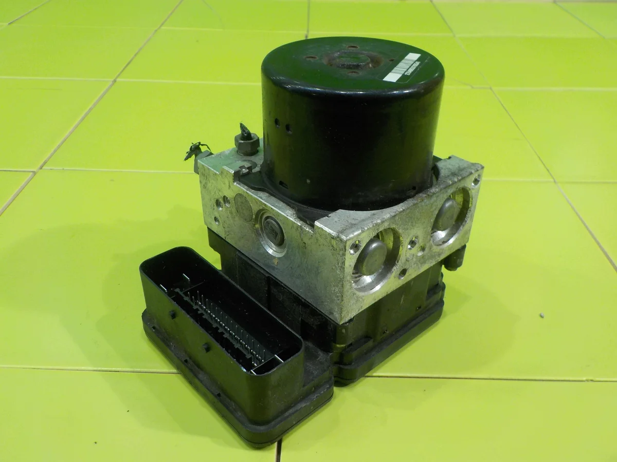 ABS Pumpe Ford Transit Connect 1.6 TDCI image 4
