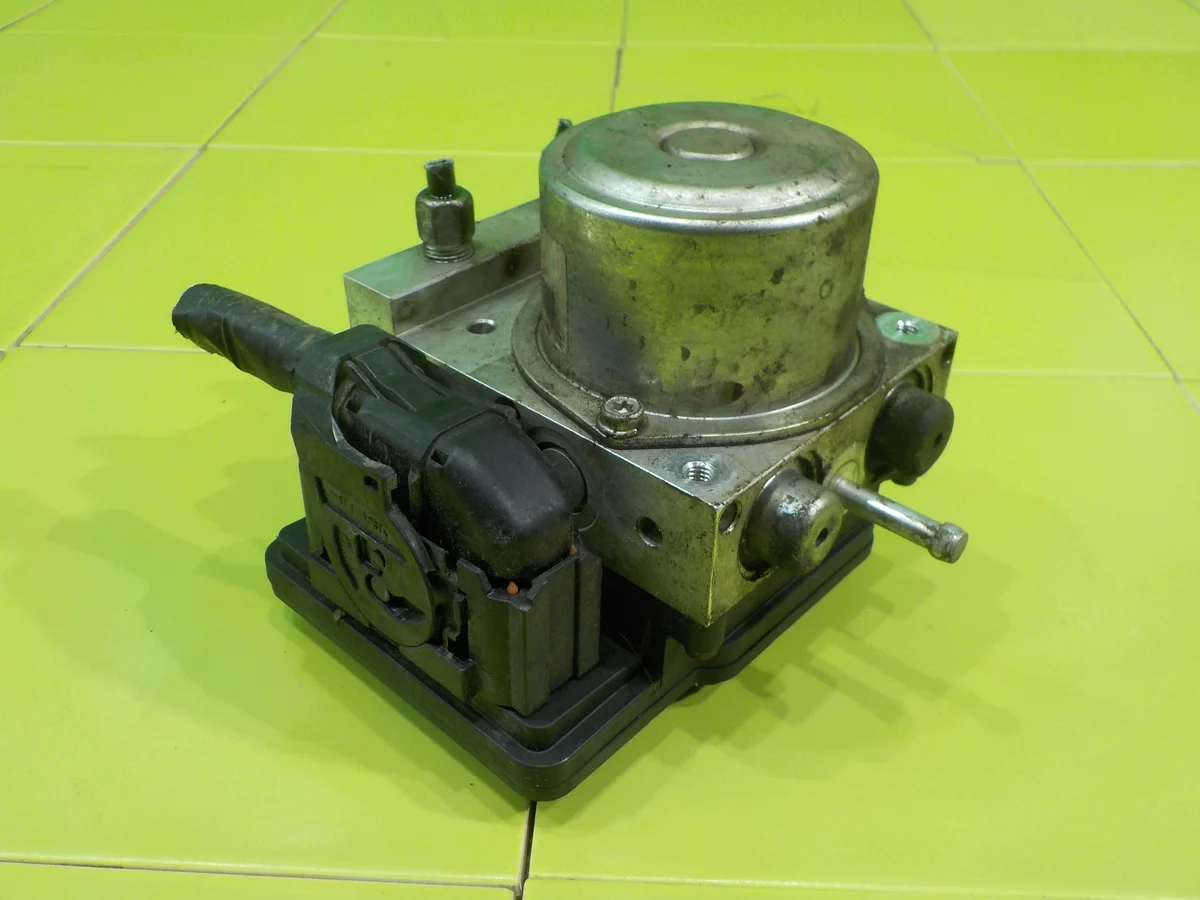Nissan Juke F15 ABS Pumpe 1.5 DCI 2016 thumbnail 4