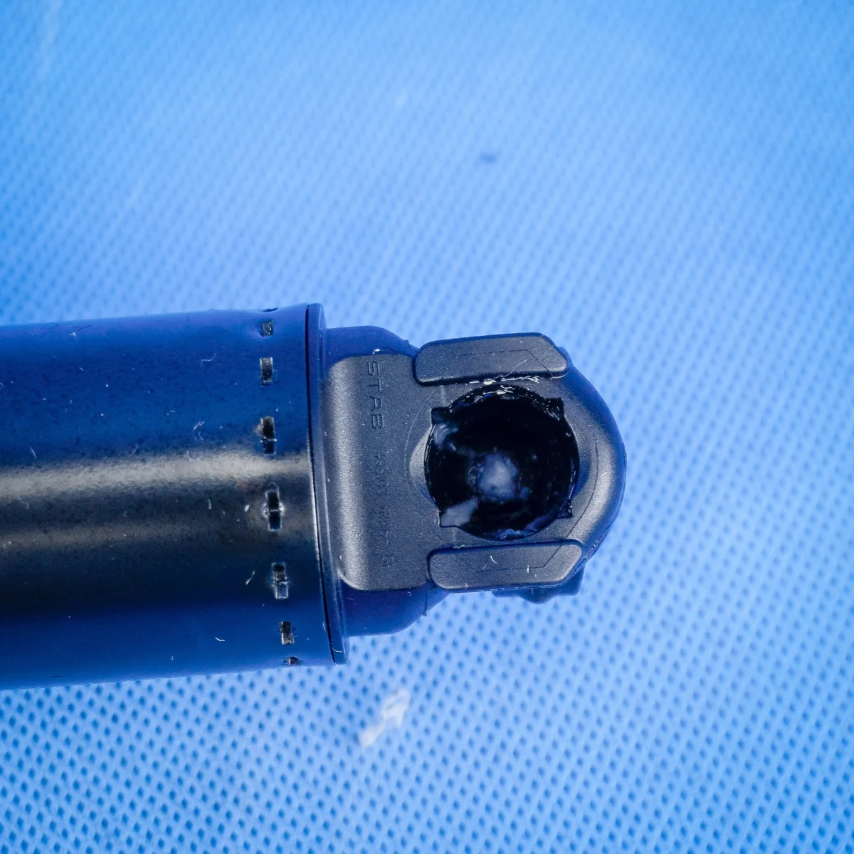 BMW 5 G30 Heckklappen-Stellmotor Links image 5