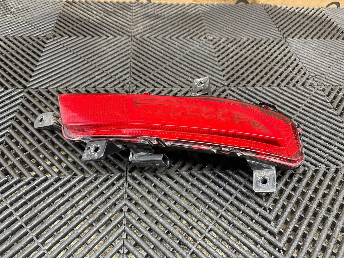 Feu antibrouillard arrière Chevrolet Bolt 42774877