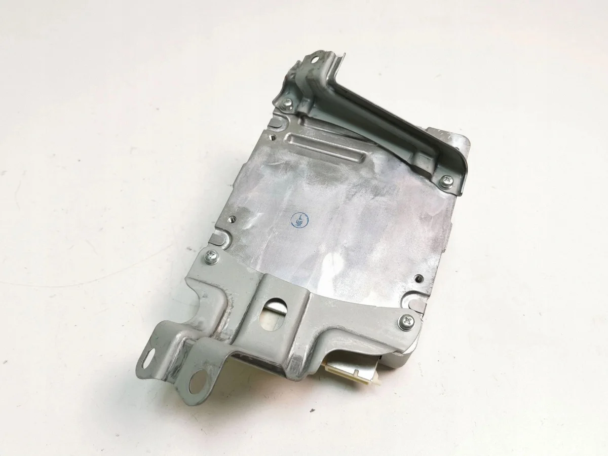 Styrservo Modul Toyota Prius XW30 2011 image 4