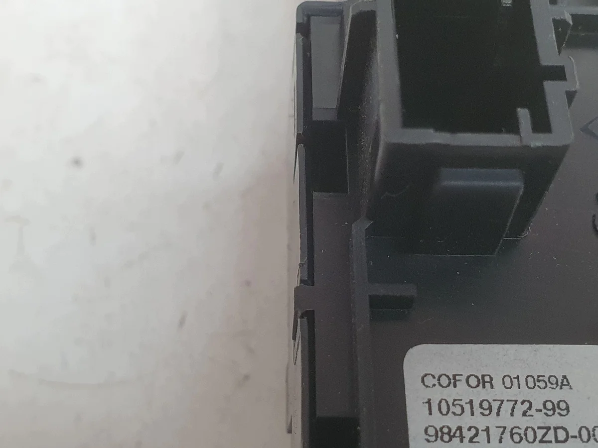 Schalter Fensterheber Opel Corsa F 98421760ZD image 3