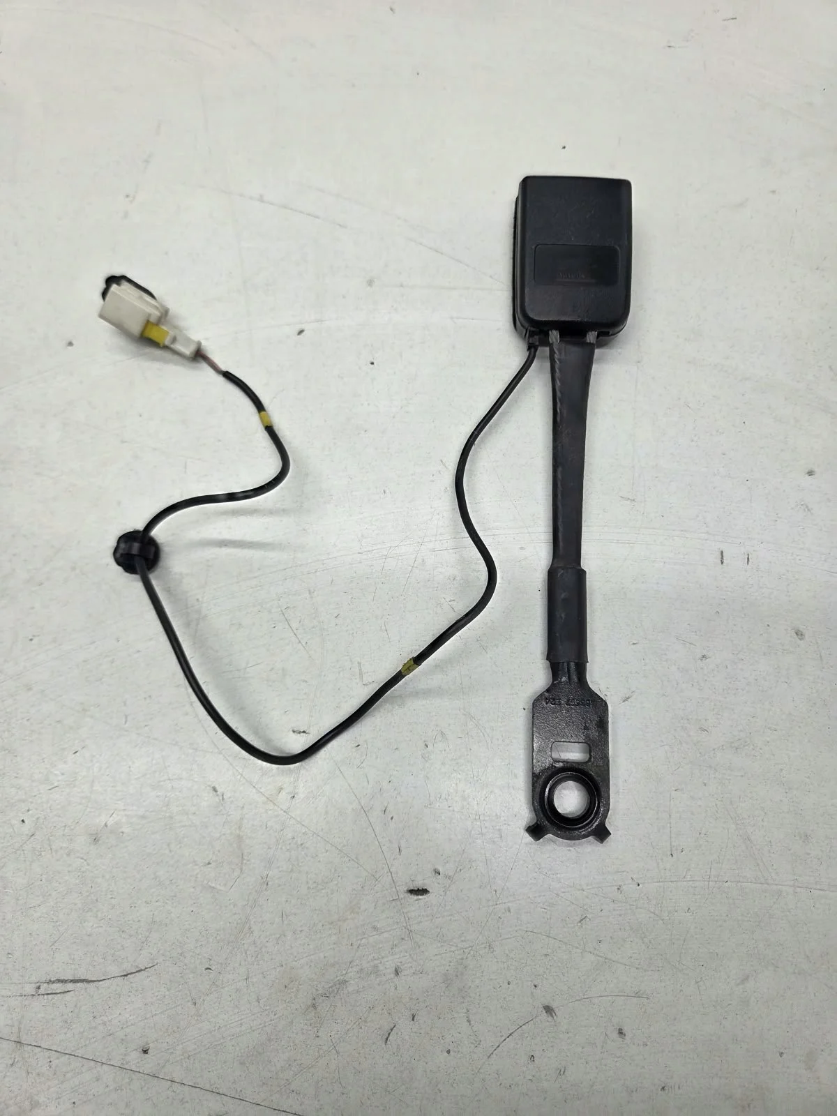 Bälteslås Peugeot 307 308 t7 07-13 OEM 965U5JHIEGR