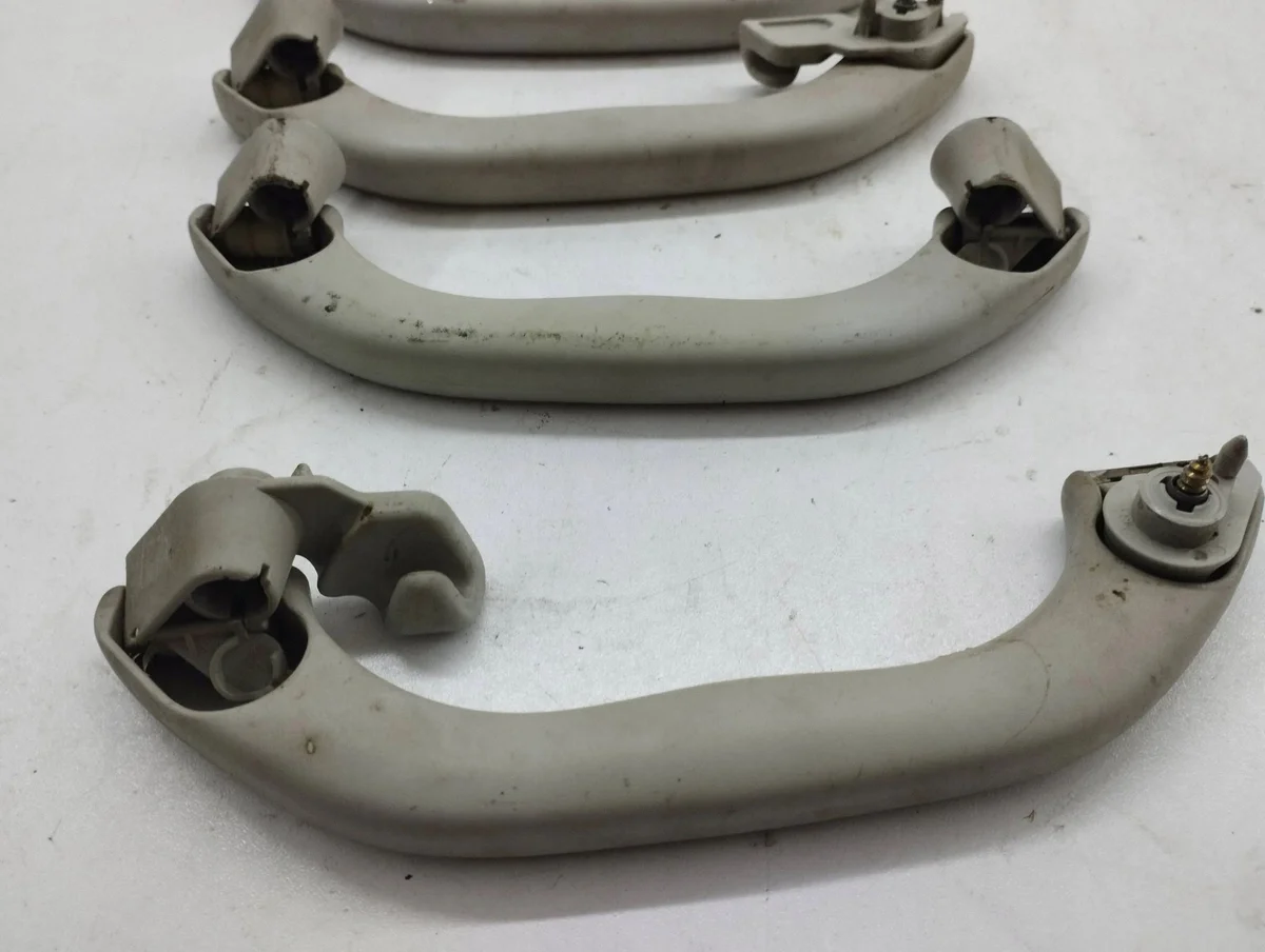 Volkswagen Passat B5 1997 Supporti Soffitto image 4