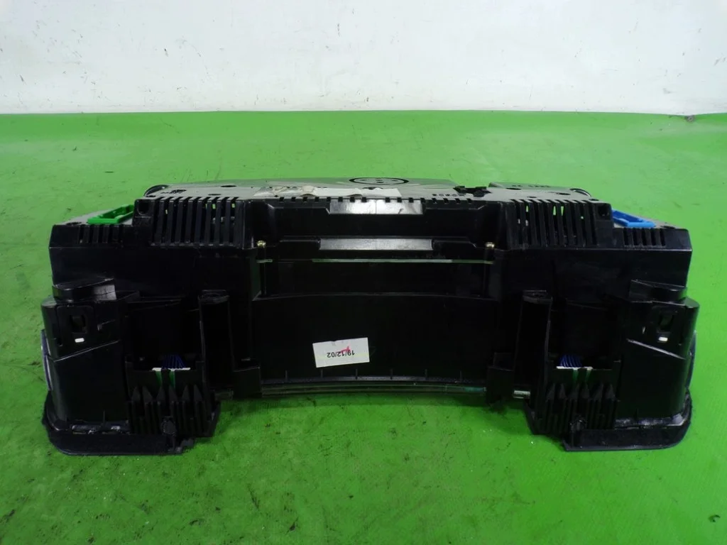 Audi A4 B6 Tacho 8E0920900L gebraucht image 5