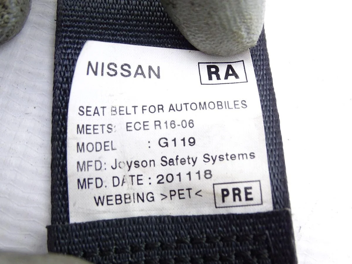 Nissan Qashqai J11 turvavyö etu vasen image 3