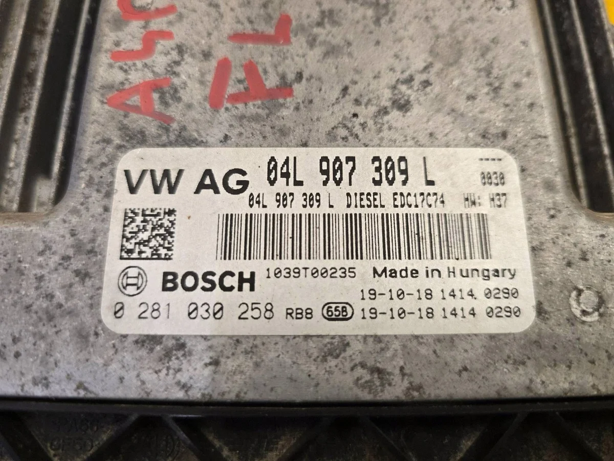 Audi A4 B9 2.0 TDI Modulo Motore 04L907309L image 6