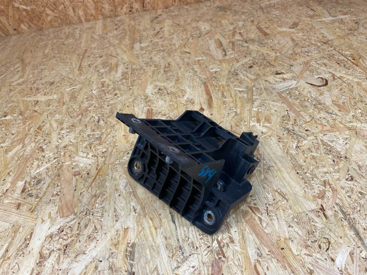 Suzuki SX4 S-Cross Halterung Batterie 72522-61M00 image 5