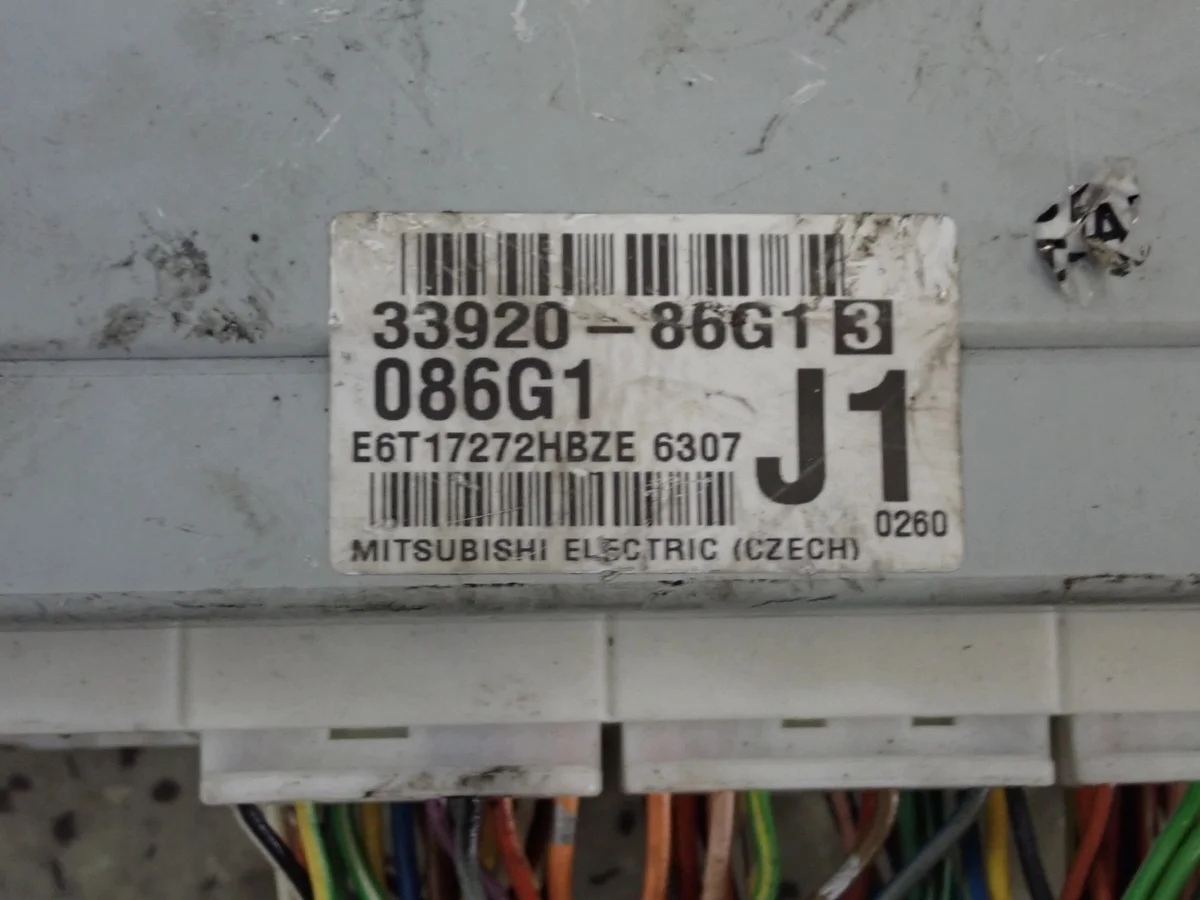 Suzuki Ignis 1.3i 04-07 computer 36920-86G13 image 3