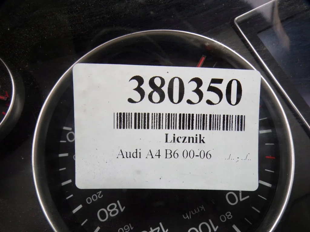 Audi A4 B6 Tacho 8E0920900H gebraucht image 10