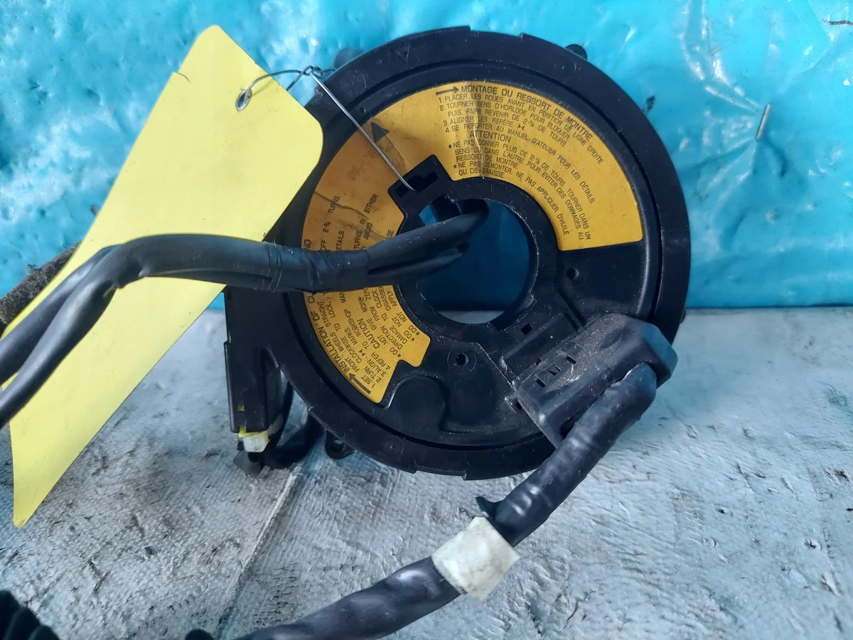 Airbag spiraal Mazda 323F BJ Z105950108