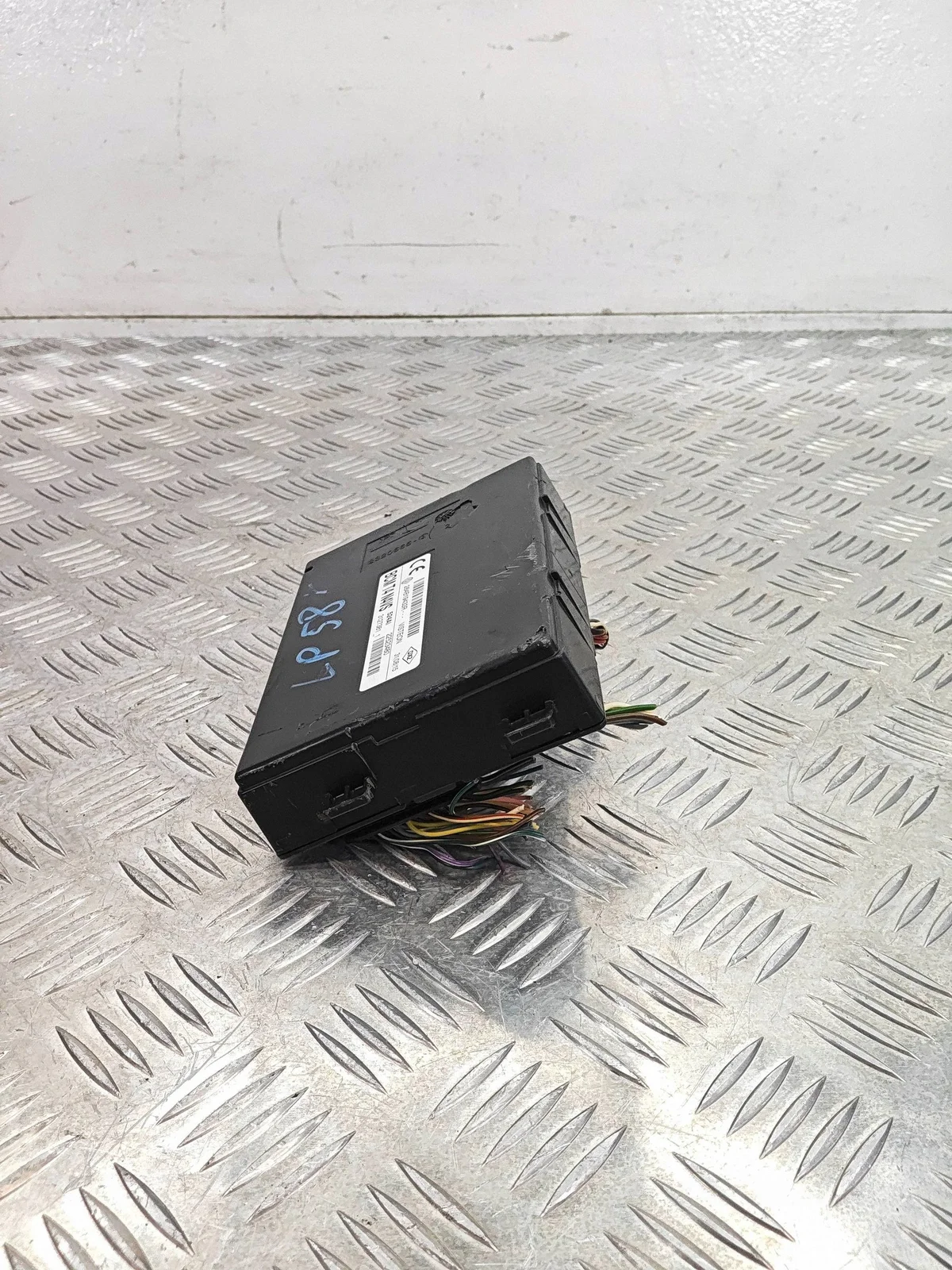 2015 Renault Captur Module 284B19433R image 4