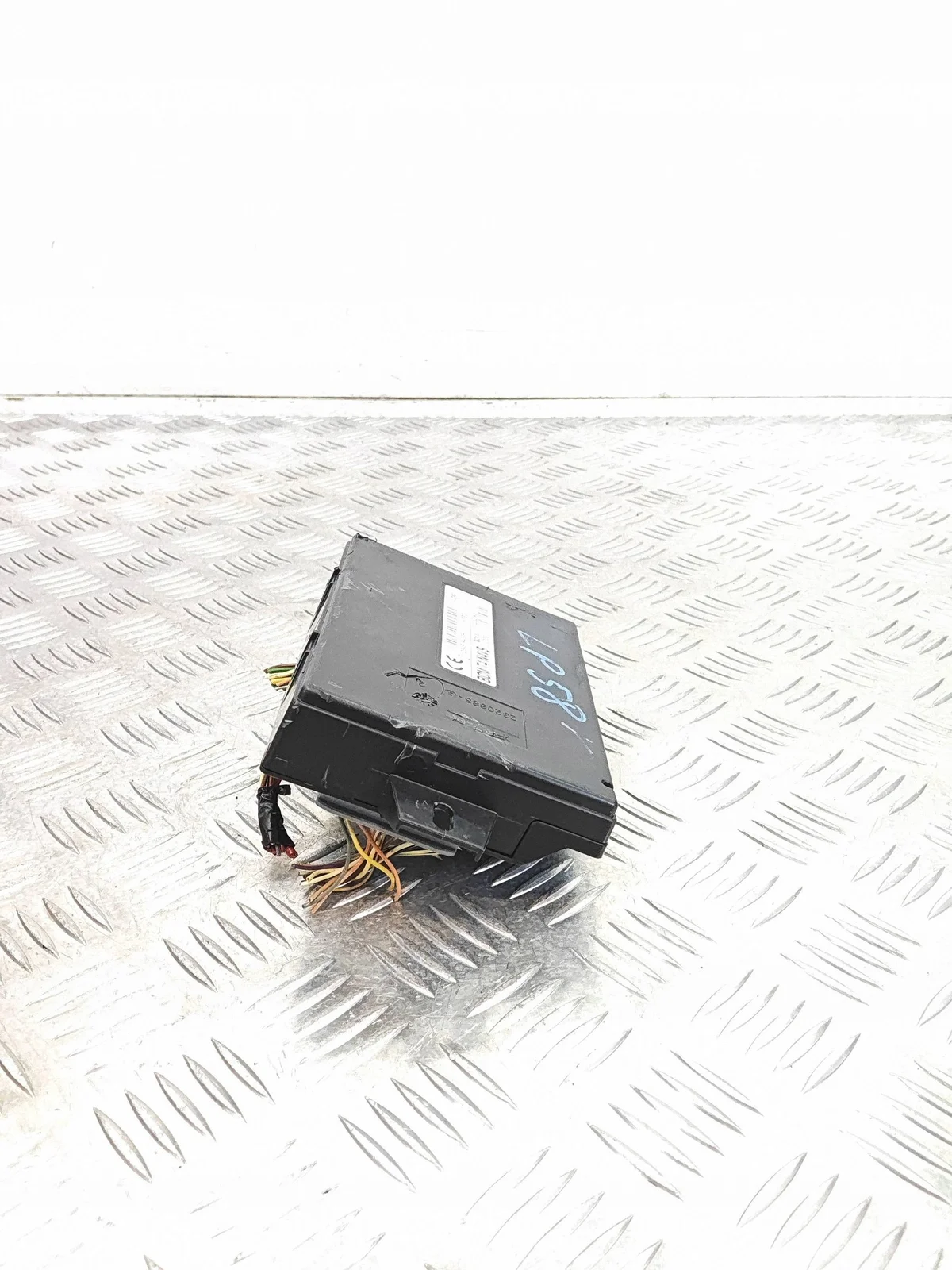 2015 Renault Captur Module 284B19433R image 5