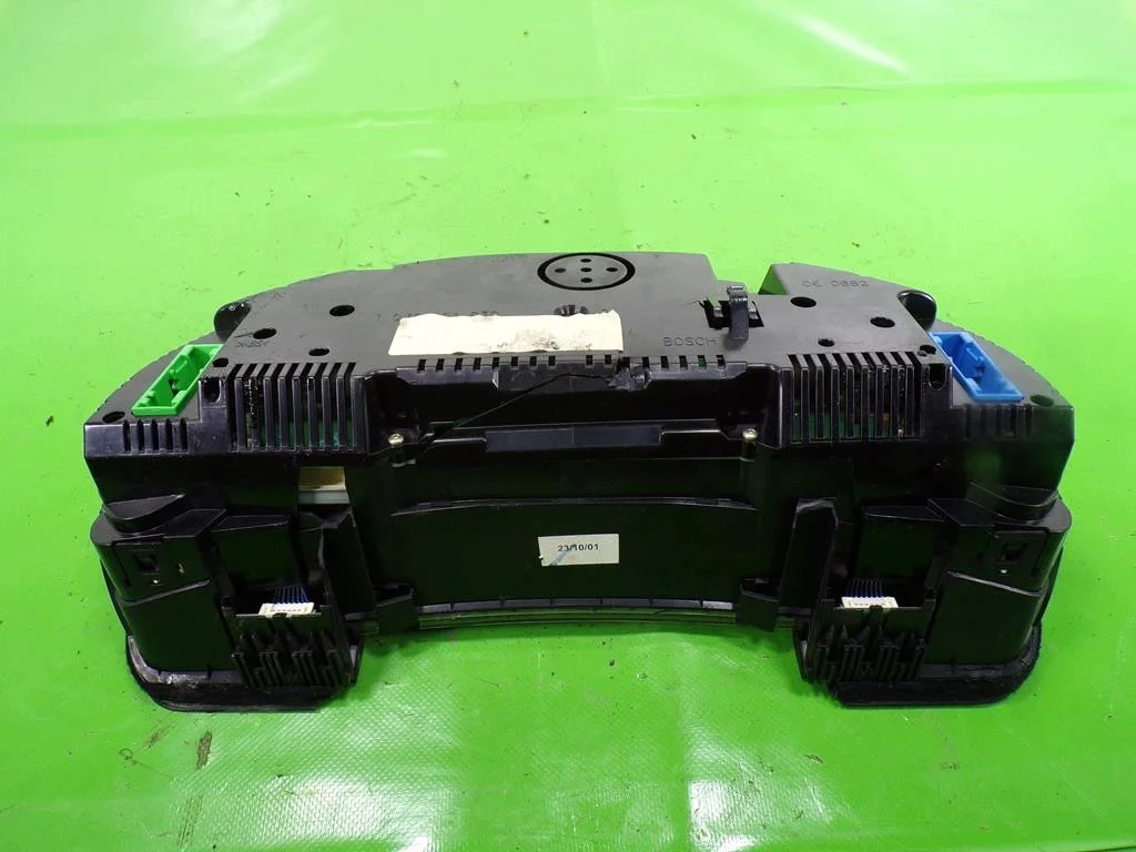 Audi A4 B6 Tacho 8E0920900H gebraucht image 3