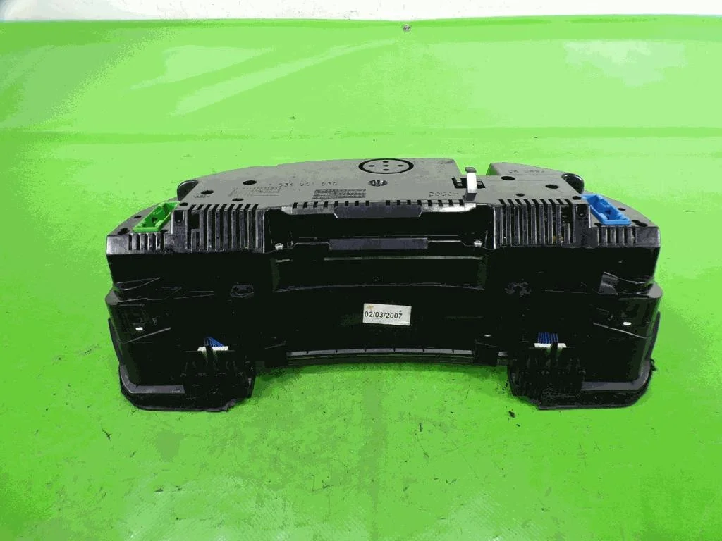 Audi A4 B7 Tacho 8E0920901H gebraucht image 3