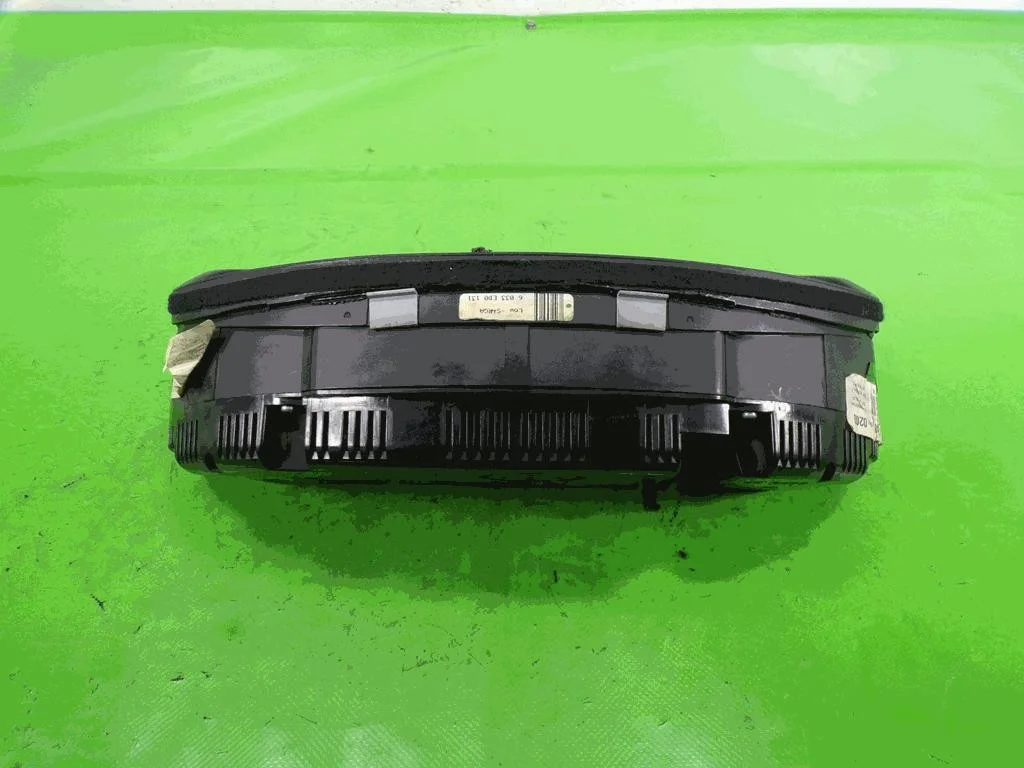 Audi A4 B7 Tacho 8E0920901H gebraucht image 4