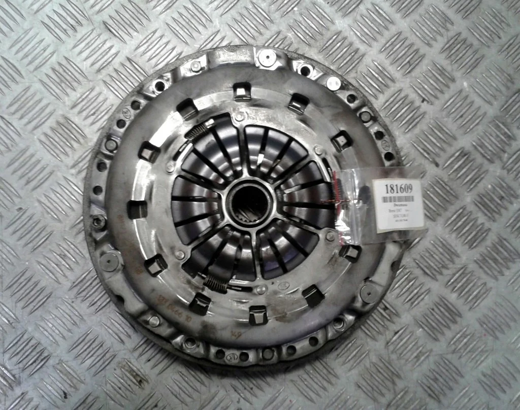 Schwungrad BMW 1 E87 1.6 Benzin 07r Gebraucht