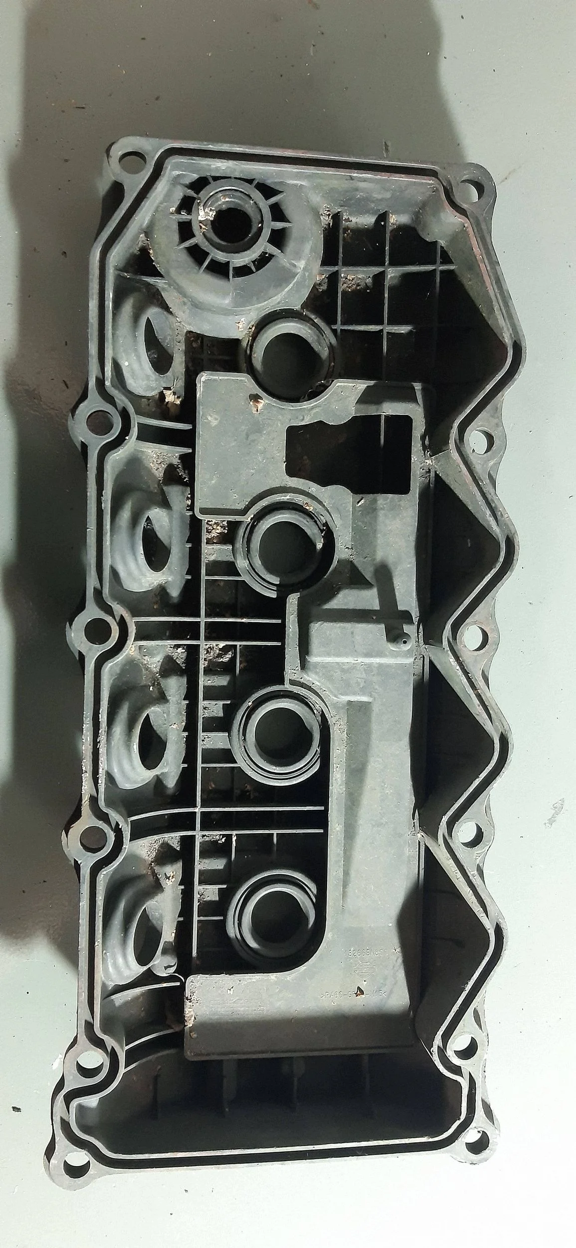Ventilkåpa Nissan Almera N16 FTK40043