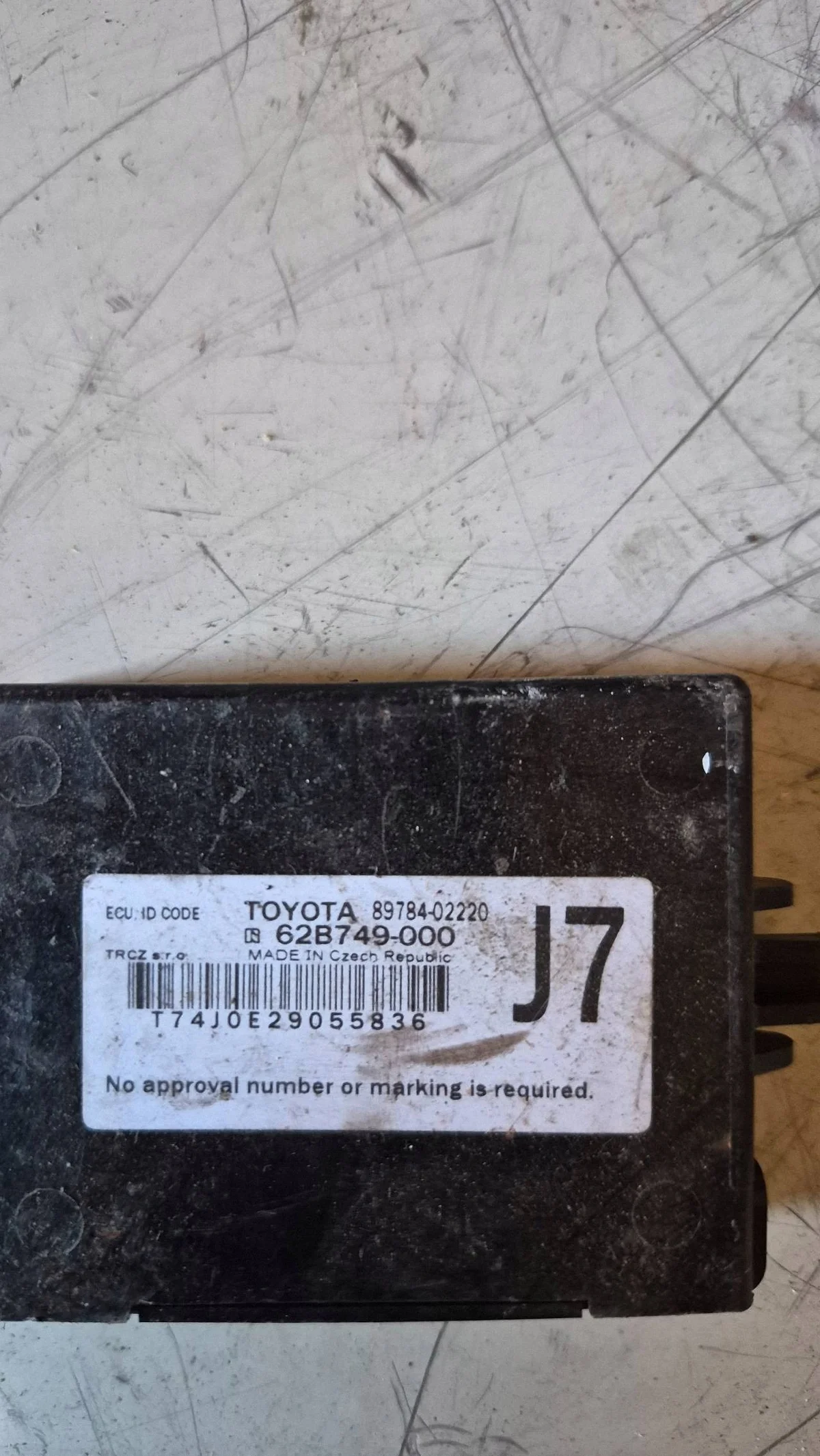Yaris IV Mazda 2 Modul Wegfahrsperre 89784-02220 image 4