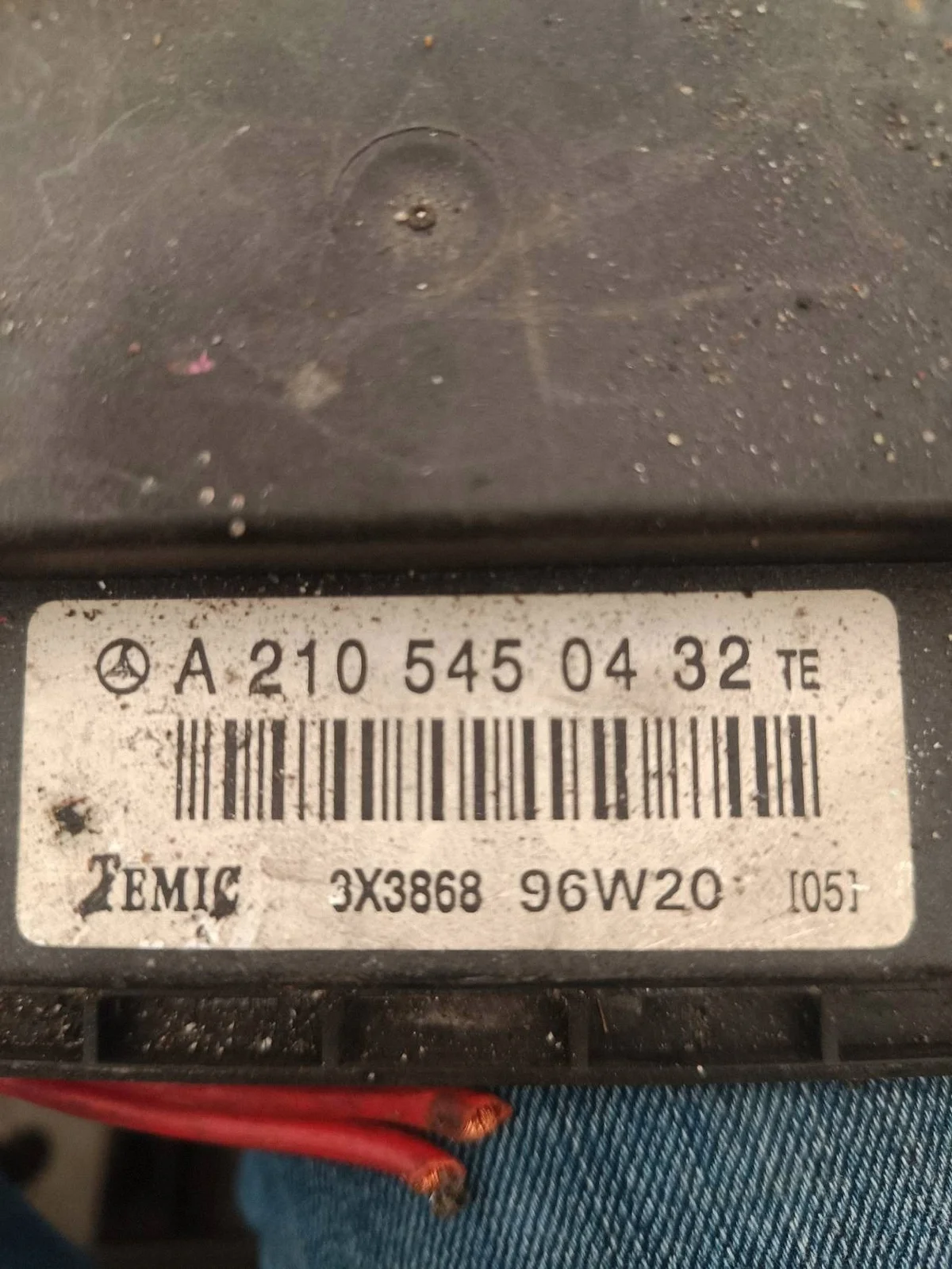 Mercedes E W210 1998 Module A2105450432 image 4