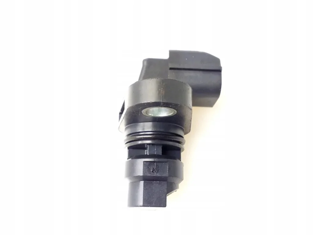 Camshaft Position Sensor Mazda 3 BL 2.0 PE0118230