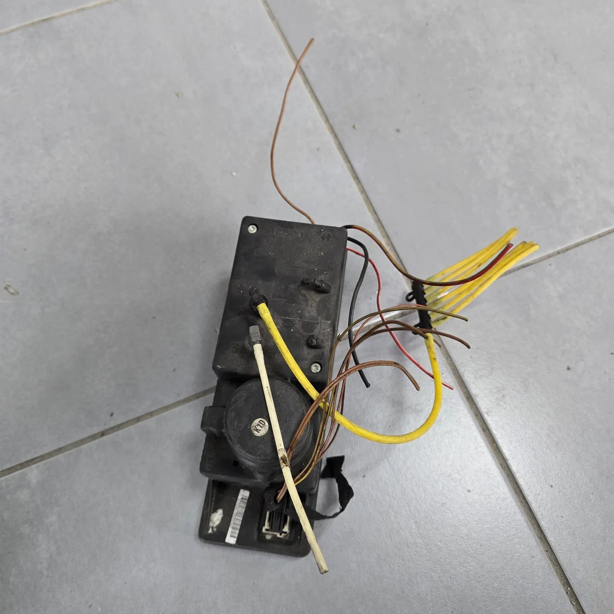 Central Locking Pump Mercedes-Benz E W210 0132006338