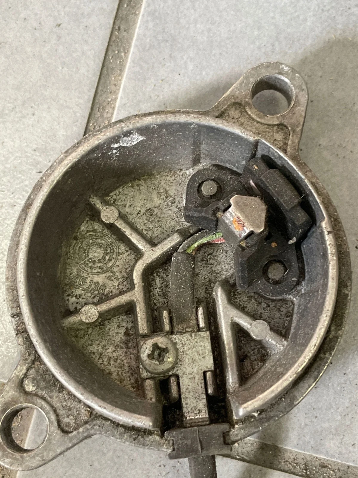 Nockenwellensensor Volvo OE 0232101030 gebraucht image 3