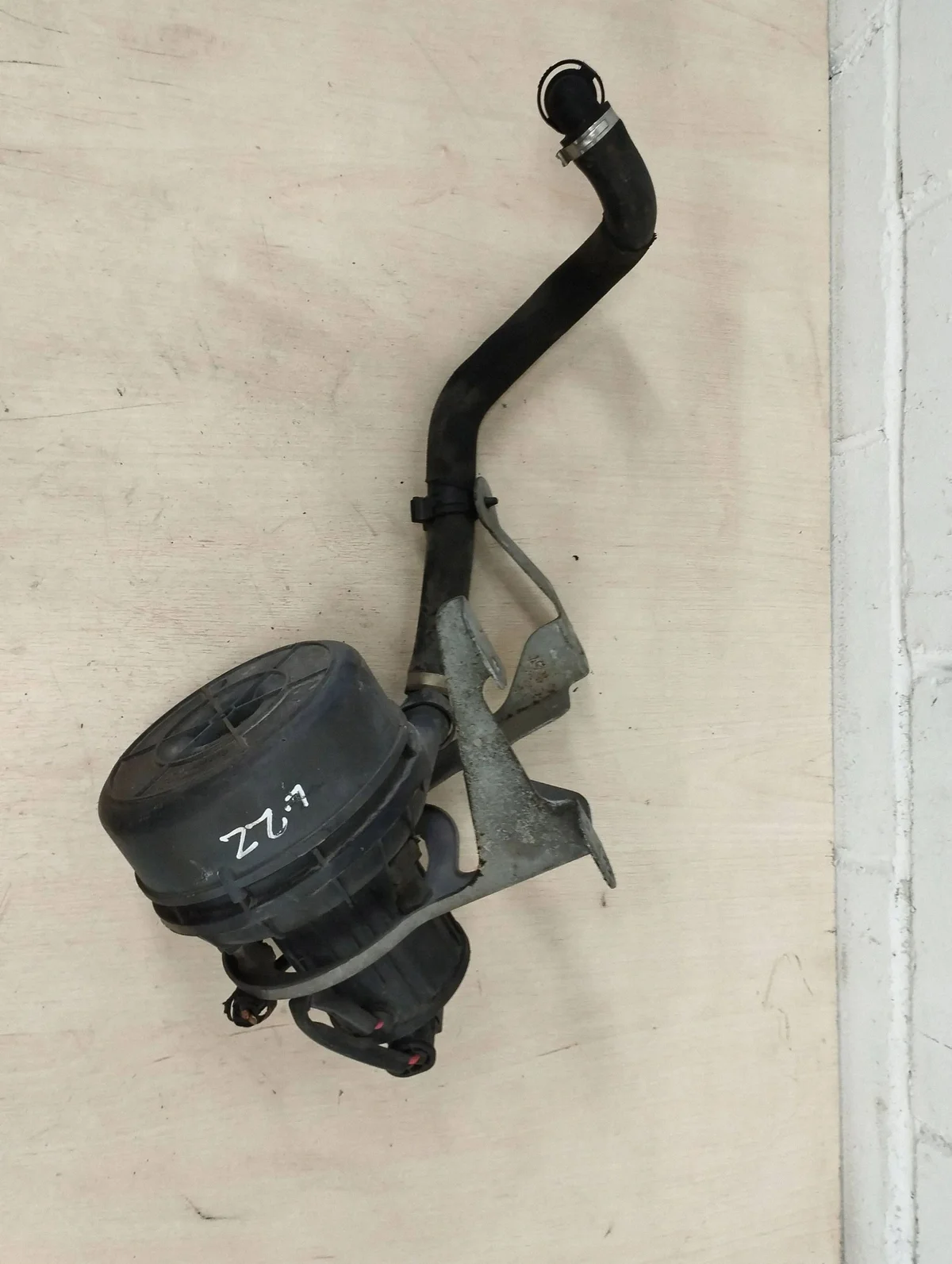 BMW E60 Secondary Air Pump 7527598