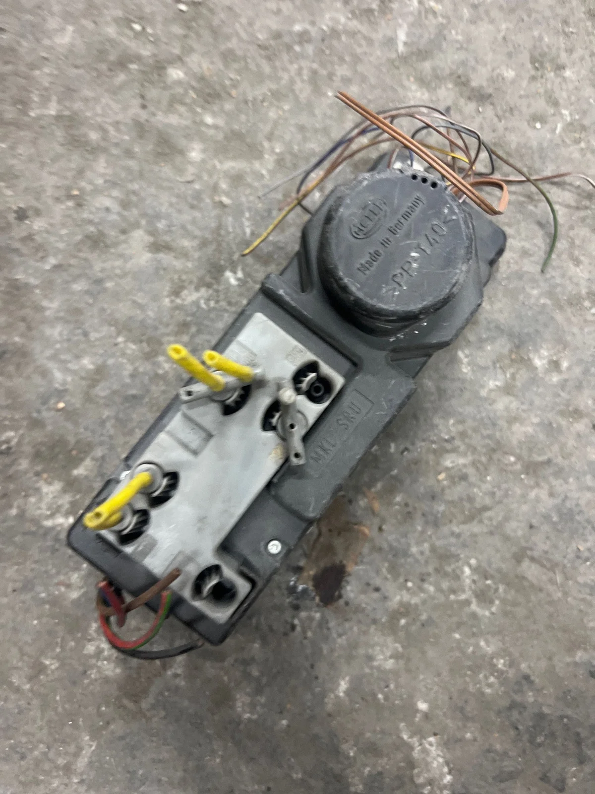 Mercedes-Benz C W202 Central Locking Pump 2108001748