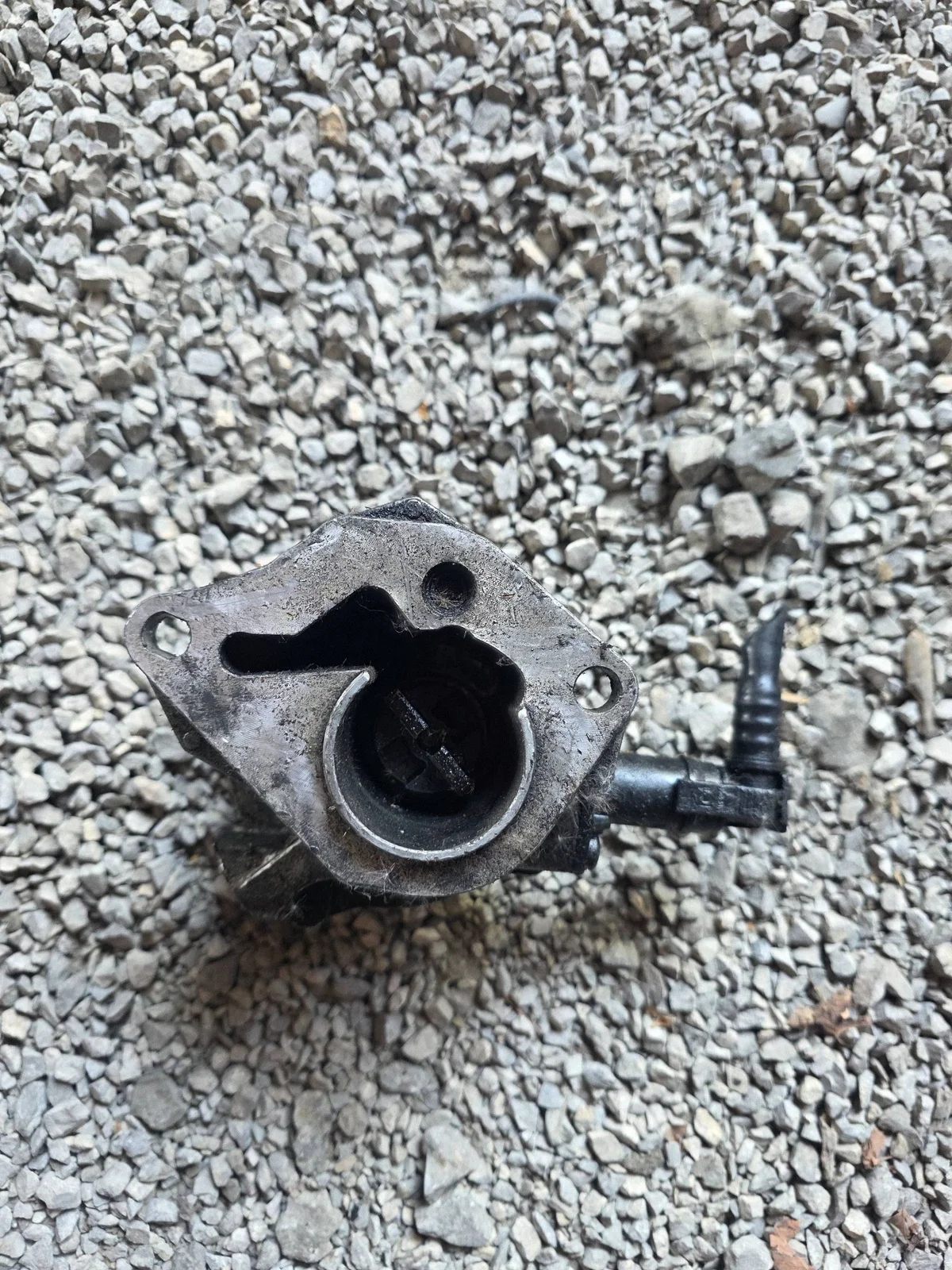 Bomba Vacío Nissan Note E11 FTK36956