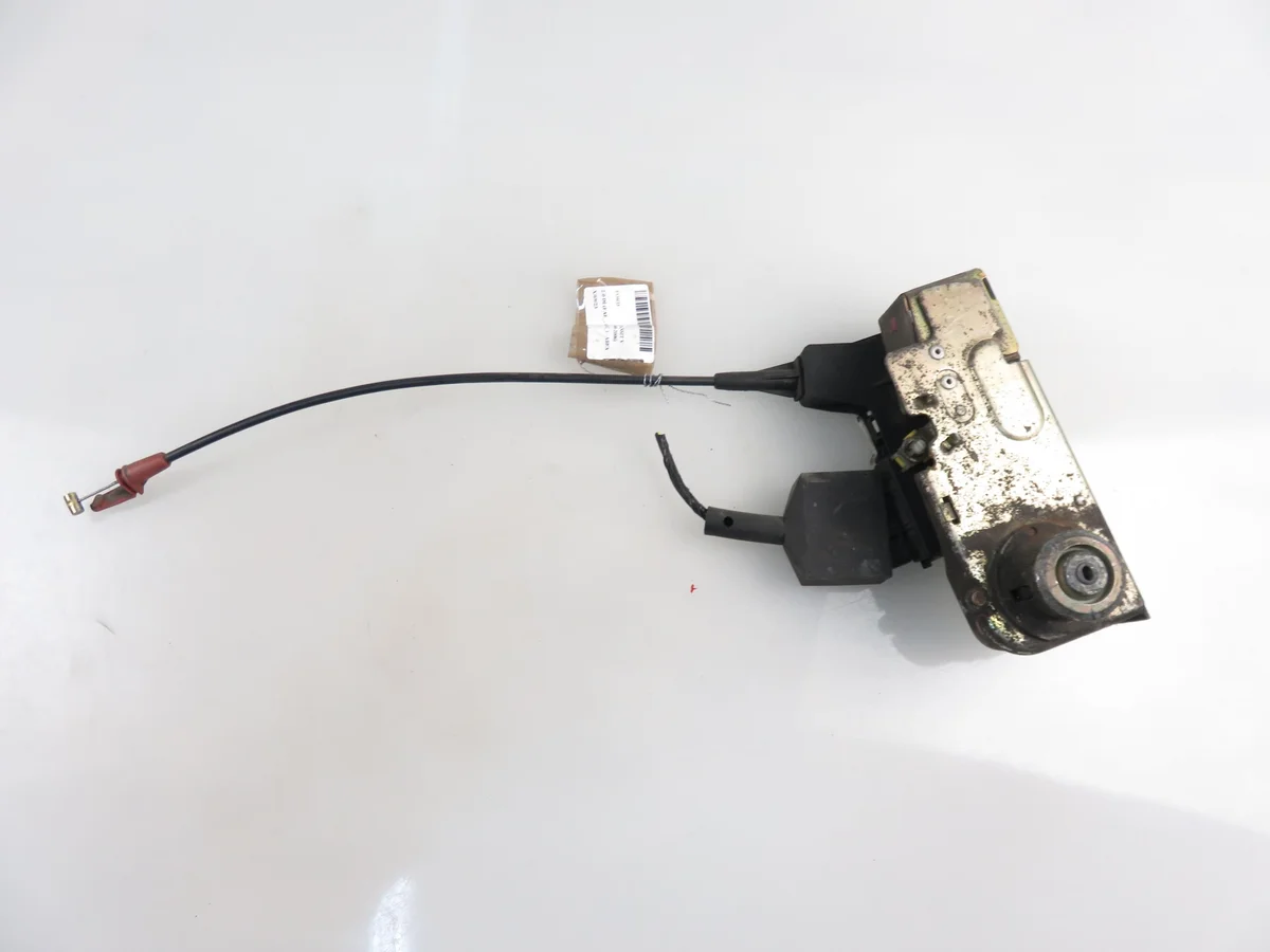 Ford Transit Mk5 etuovi lukko M905737