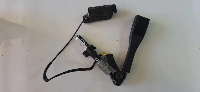 Tendeur ceinture sécurité Opel Corsa D Droit Avant