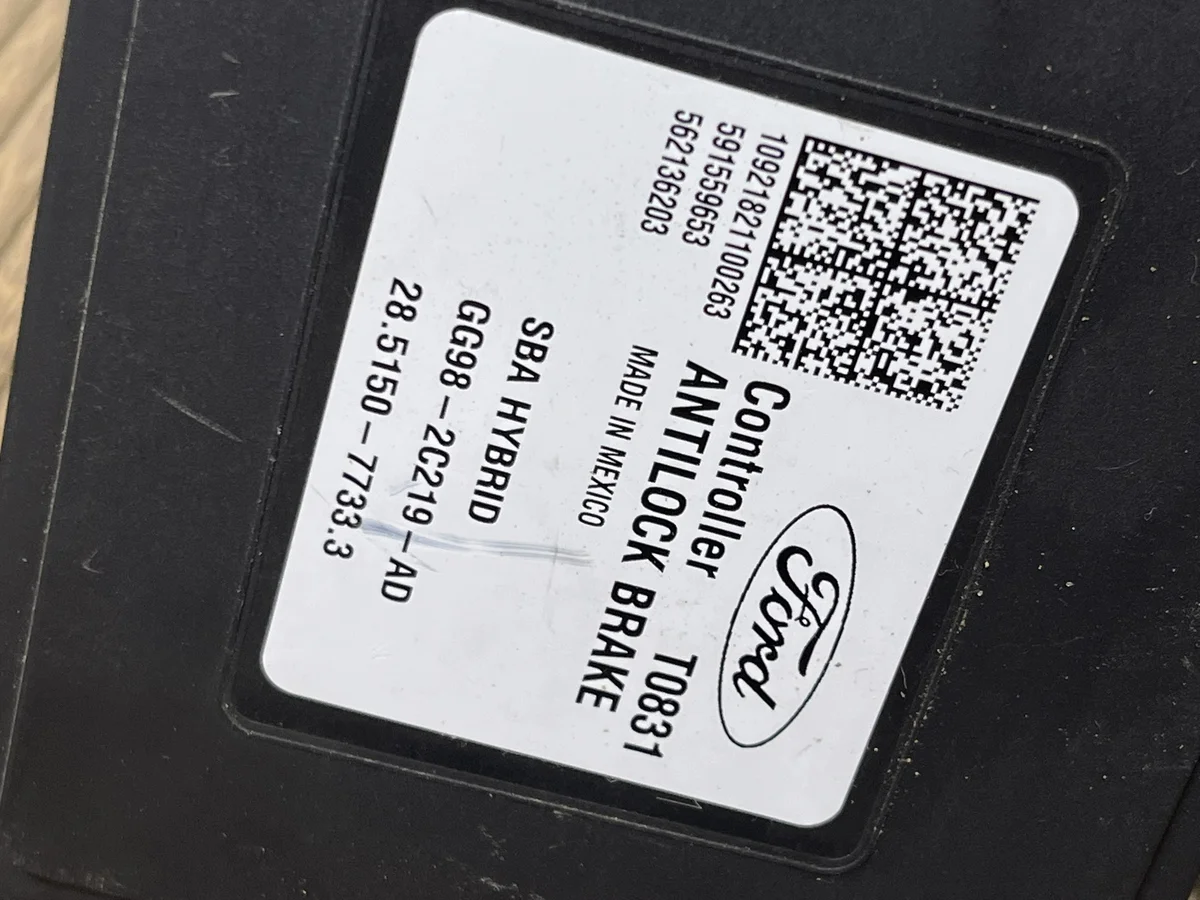 Ford Mondeo MK5 14-18 2.0 Hybrid ABS Pumpe image 6
