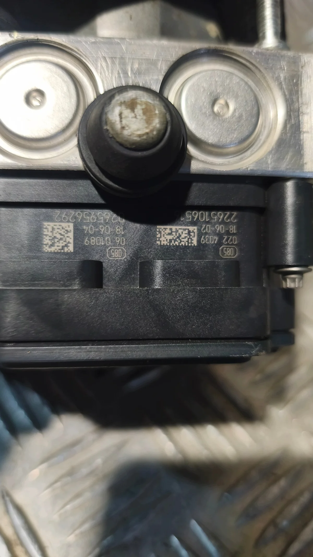 ABS Pump Opel Corsa E 1.4B Used image 9