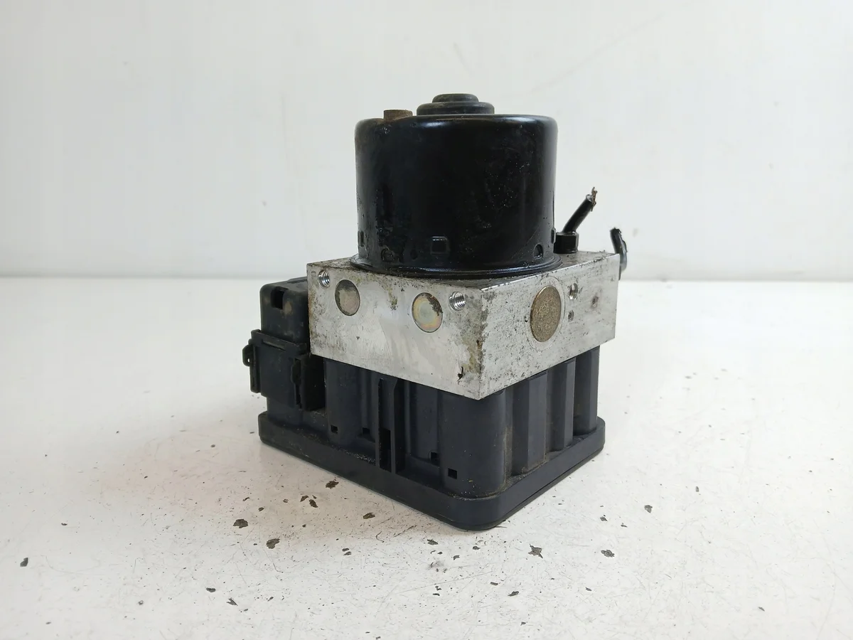 VW Polo 9N ABS rempomp 6Q0614117H image 3