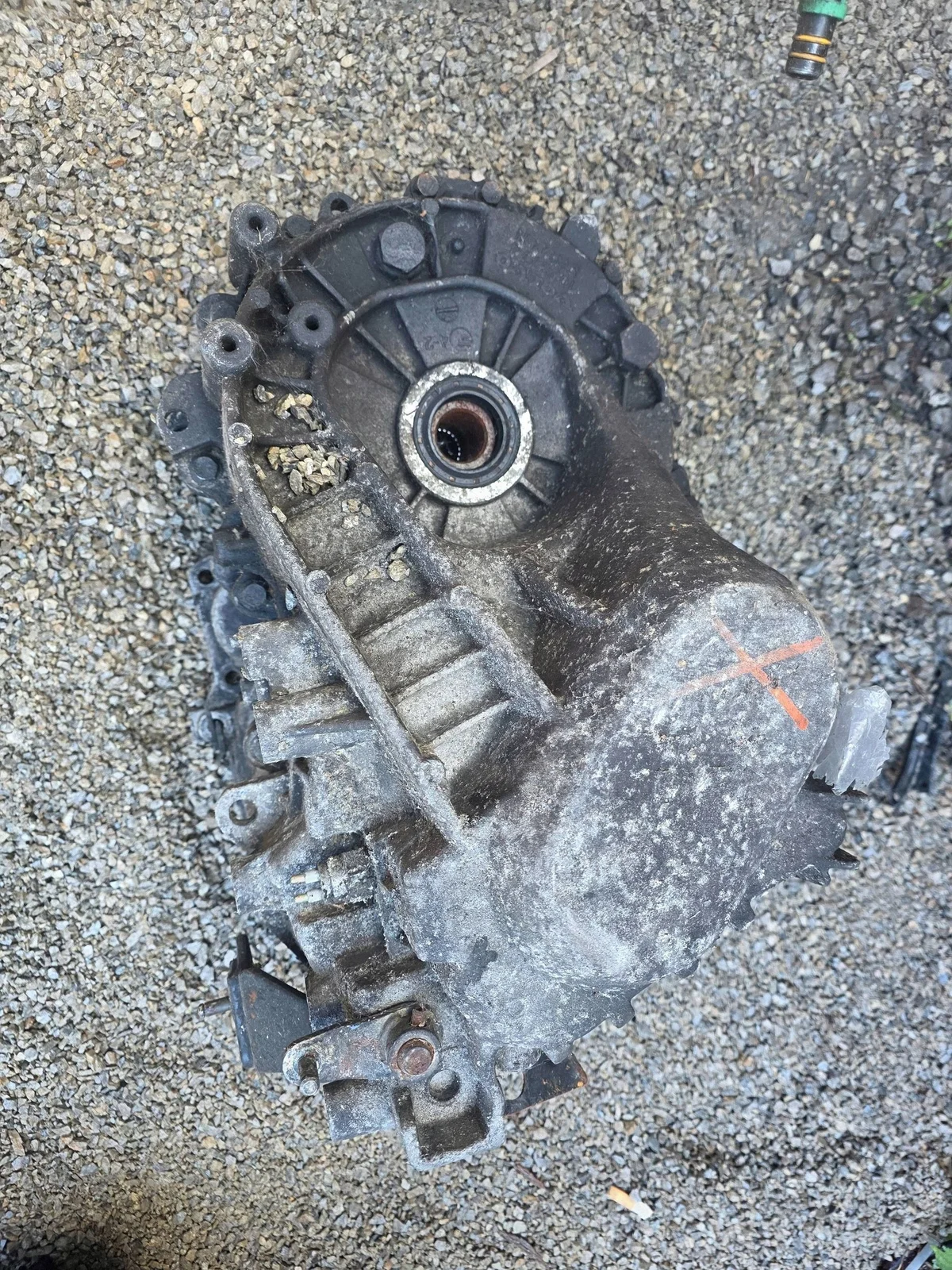 5-vaihteinen manuaalivaihteisto Volvo S60