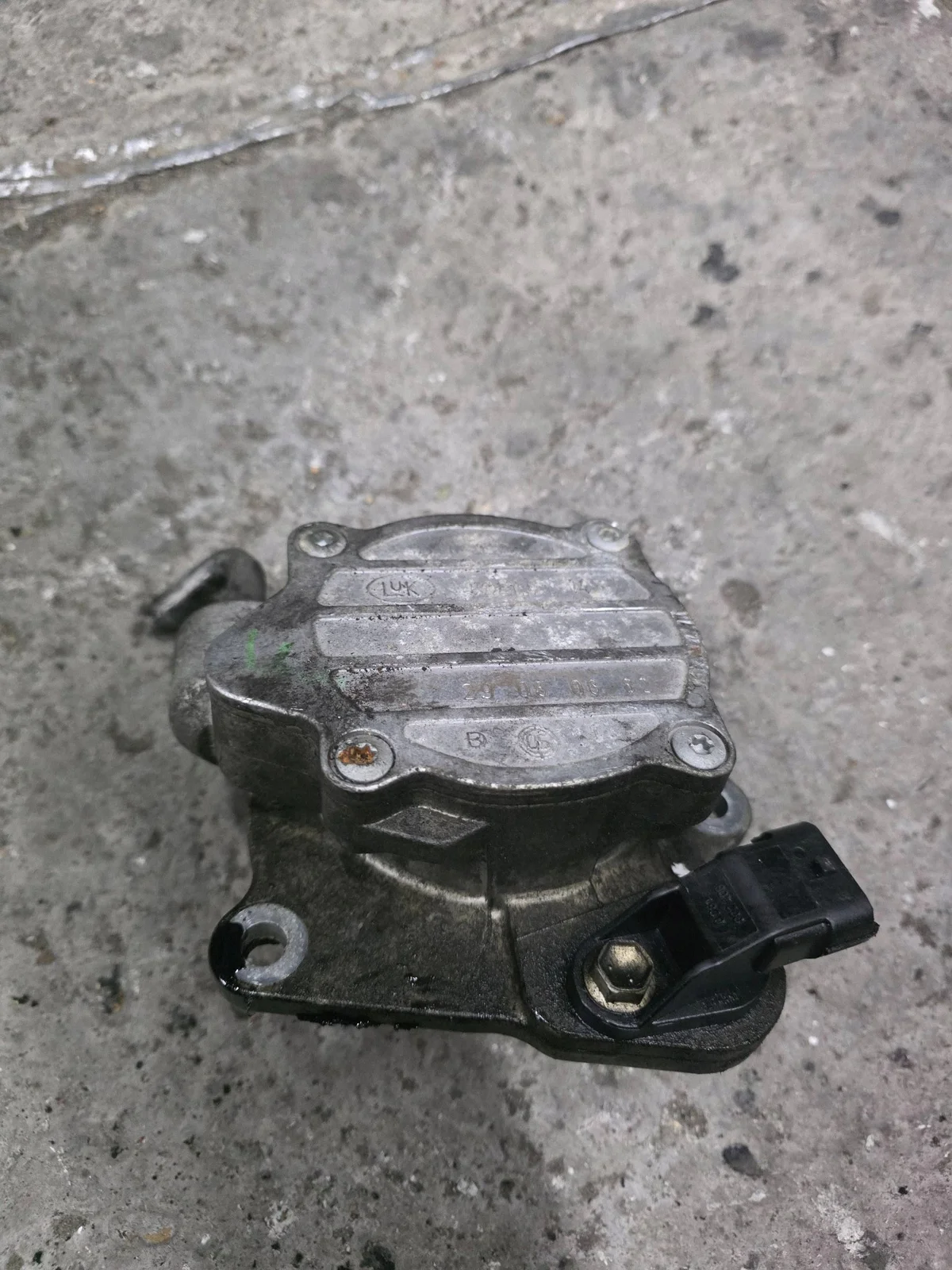 Bomba Vácuo Toyota Corolla E120 E130 ST553