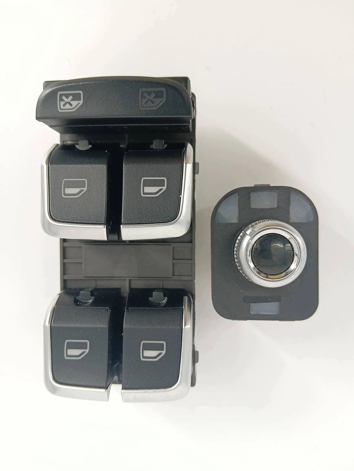 Interrupteur vitres/rétros Audi A4 B8 occasion