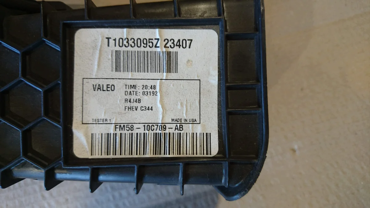 Ventilador C-Max II FM58-10C709-AB Usado image 3