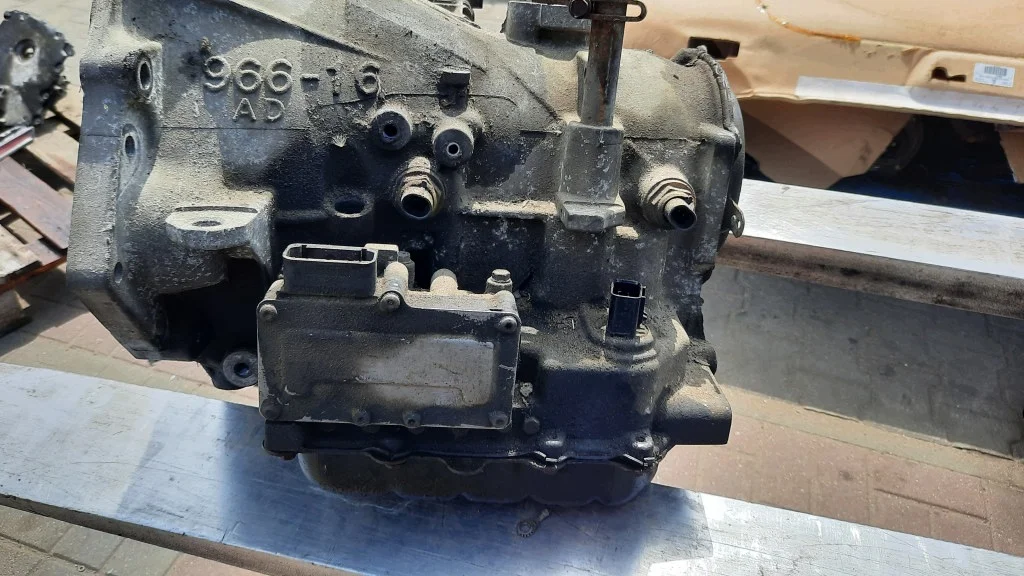 Cambio Chrysler Sebring 2 2.7 V-86148-P04800313AA image 7