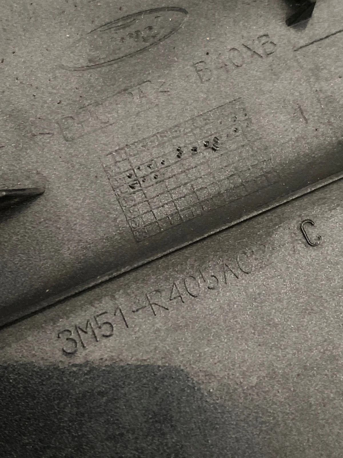 Ford Focus C-MAX Fuel Flap 3M51R405A02 image 3