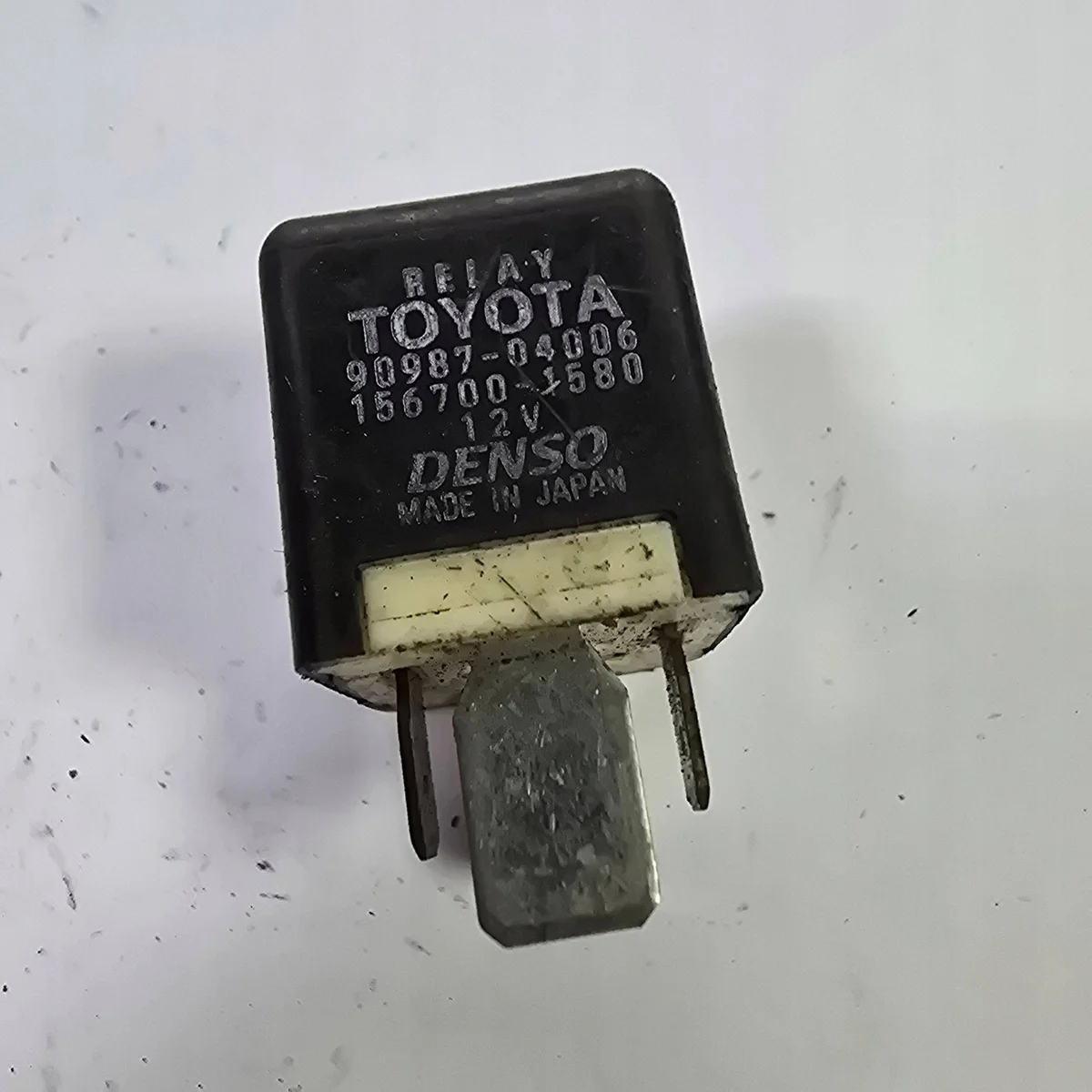 Relè Toyota Corolla Verso AR10 9098704006
