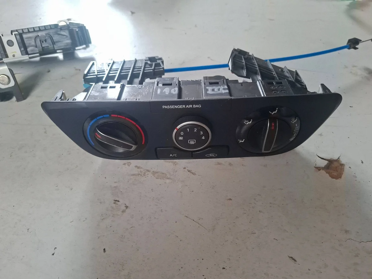 Kontrollpanel AC Hyundai i10 III 97250-K7130