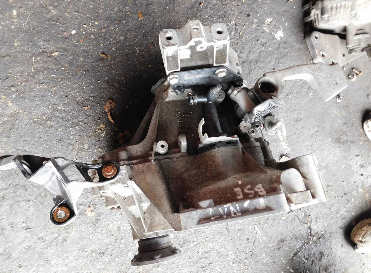 VW Golf V VI Jetta Touran 5-Speed Gearbox