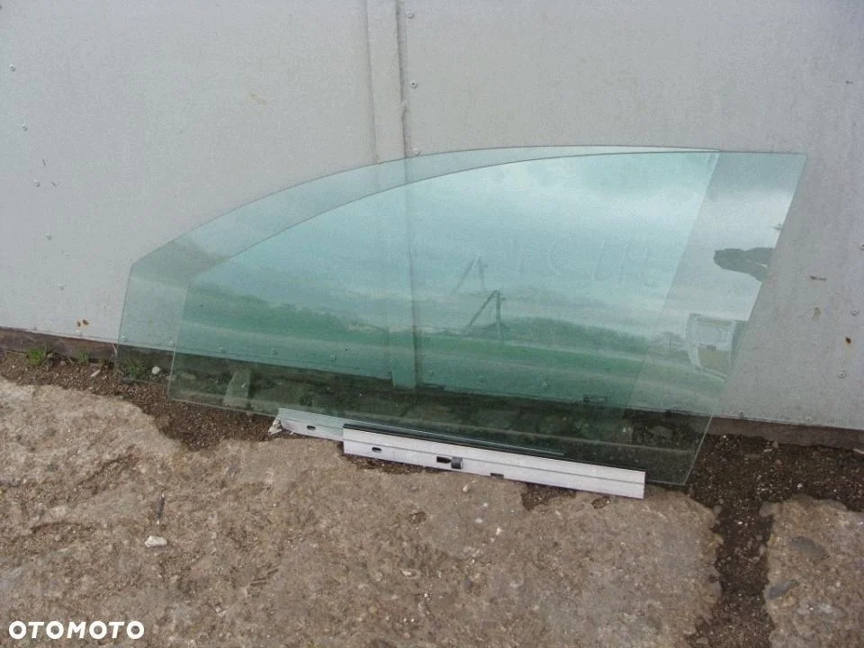 Vitre porte avant gauche Opel Vectra C