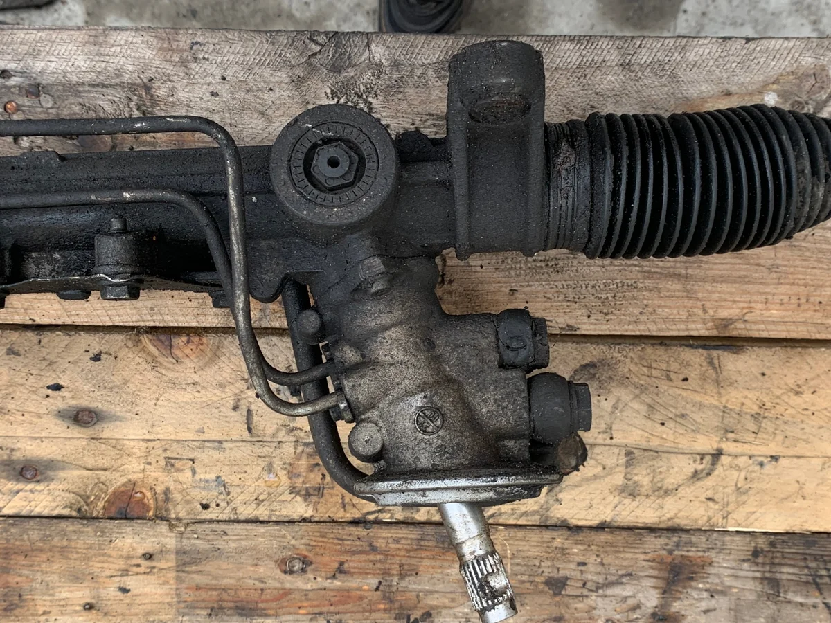 VW Golf IV Steering Rack 1J1422105DE image 4