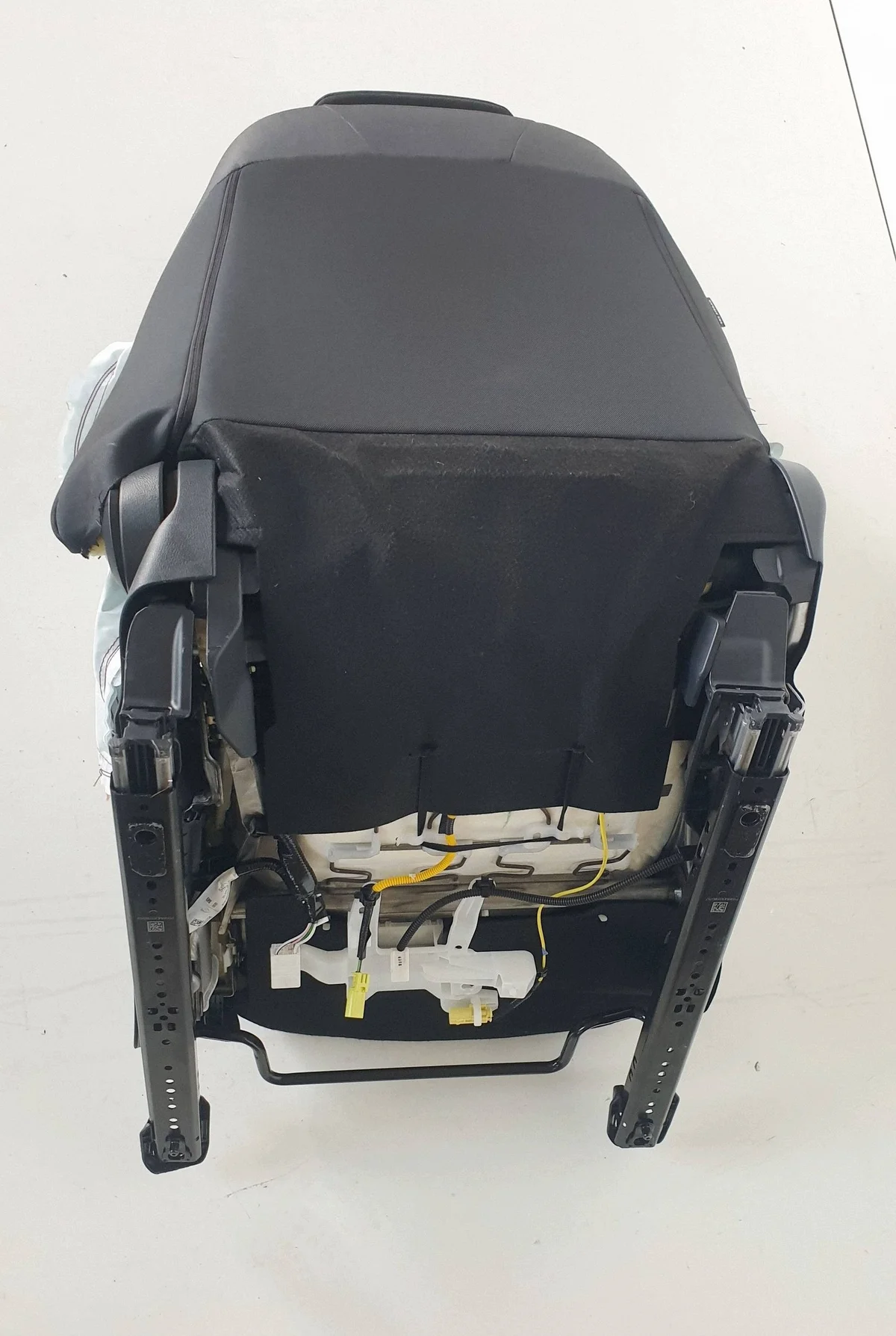 Toyota Yaris IV istuin vasen lämmitetty image 8