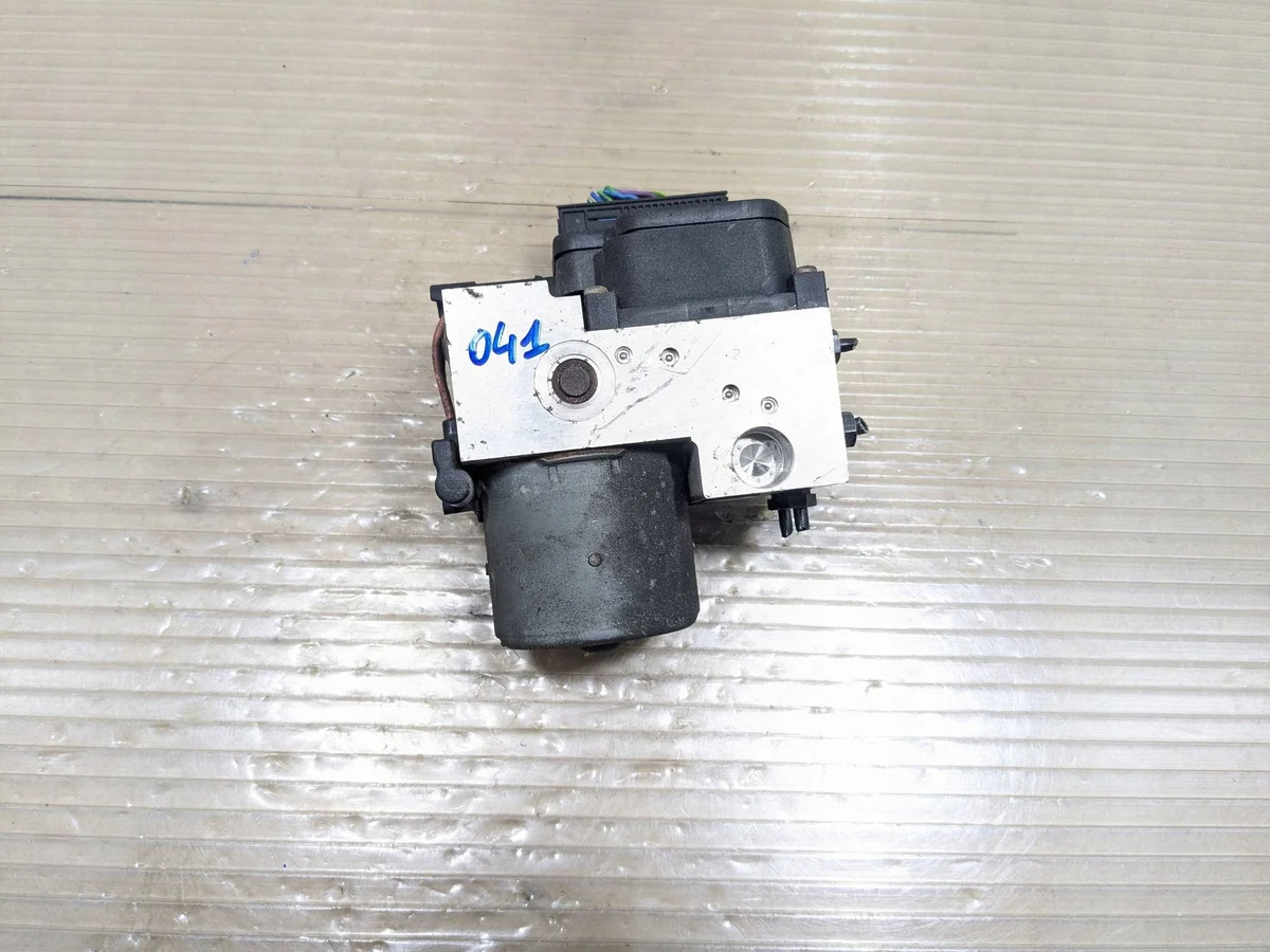 Bomba ABS 0265202401 Audi A4 B5 Passat B5